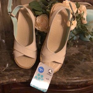 Crocs a-Leigh Linen Wedge 8 BNWT